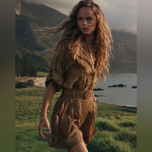 ZIMMERMANN Empire Leopard Print Button-Up Cuffed Shirt Zimmermann Sz 0 - Picture 10 of 10